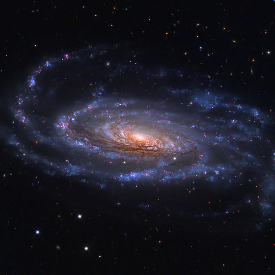 Spiral Galaxy NGC 5033 - high resolution space images - Sky Image Lab