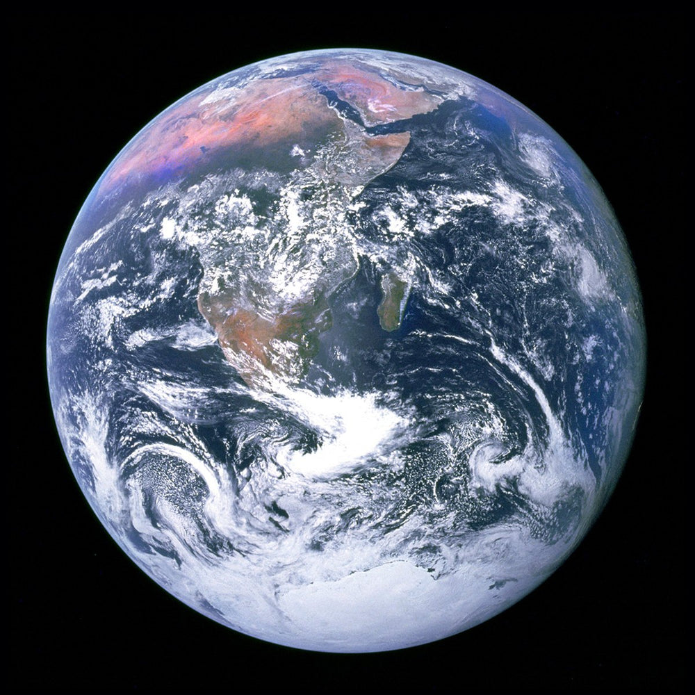 Apollo 17 Full Earth - high resolution space images - Sky Image Lab